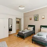 Larooms Ku11 - Zentrales & Charmantes Altbauapartment - Inclusiv! In Halle Saale Appartamento Halle (Saale)