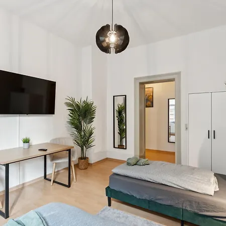 Larooms Halle - Ku11 - 2 Schlafzimmer - 4 Betten - Waschmaschine & Trockner