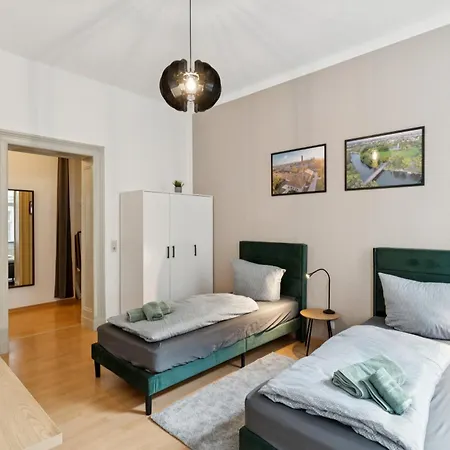 Apartment Larooms Ku11 - Zentrales & Charmantes Altbauapartment - Inclusiv! In Halle Saale *