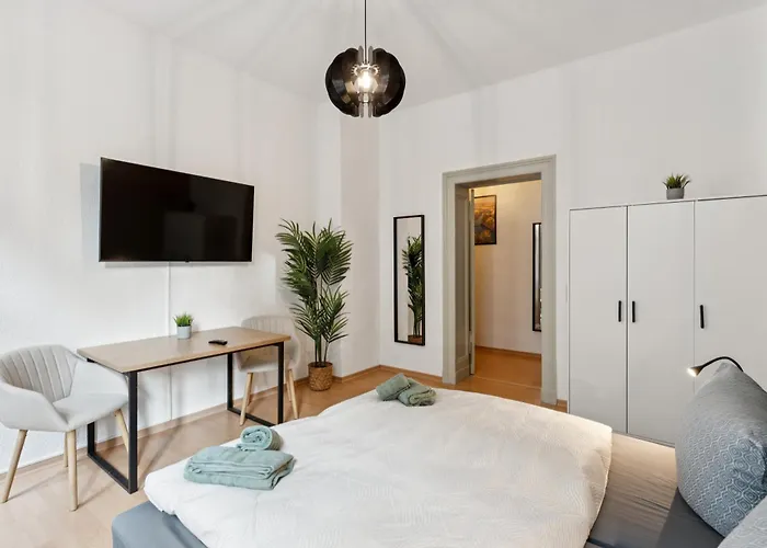 Apartment Larooms Halle - Ku11 - 2 Schlafzimmer - 4 Betten - Waschmaschine & Trockner Halle (Saale)