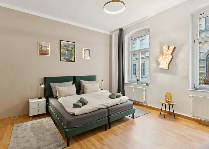 Apartment Larooms Ku11 - Zentrales & Charmantes Altbauapartment - All Inclusiv! In Halle Saale *